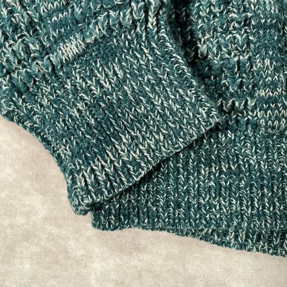 Vintage ensure knit flaws