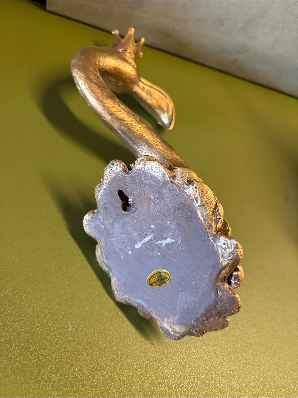 Target wall hanger