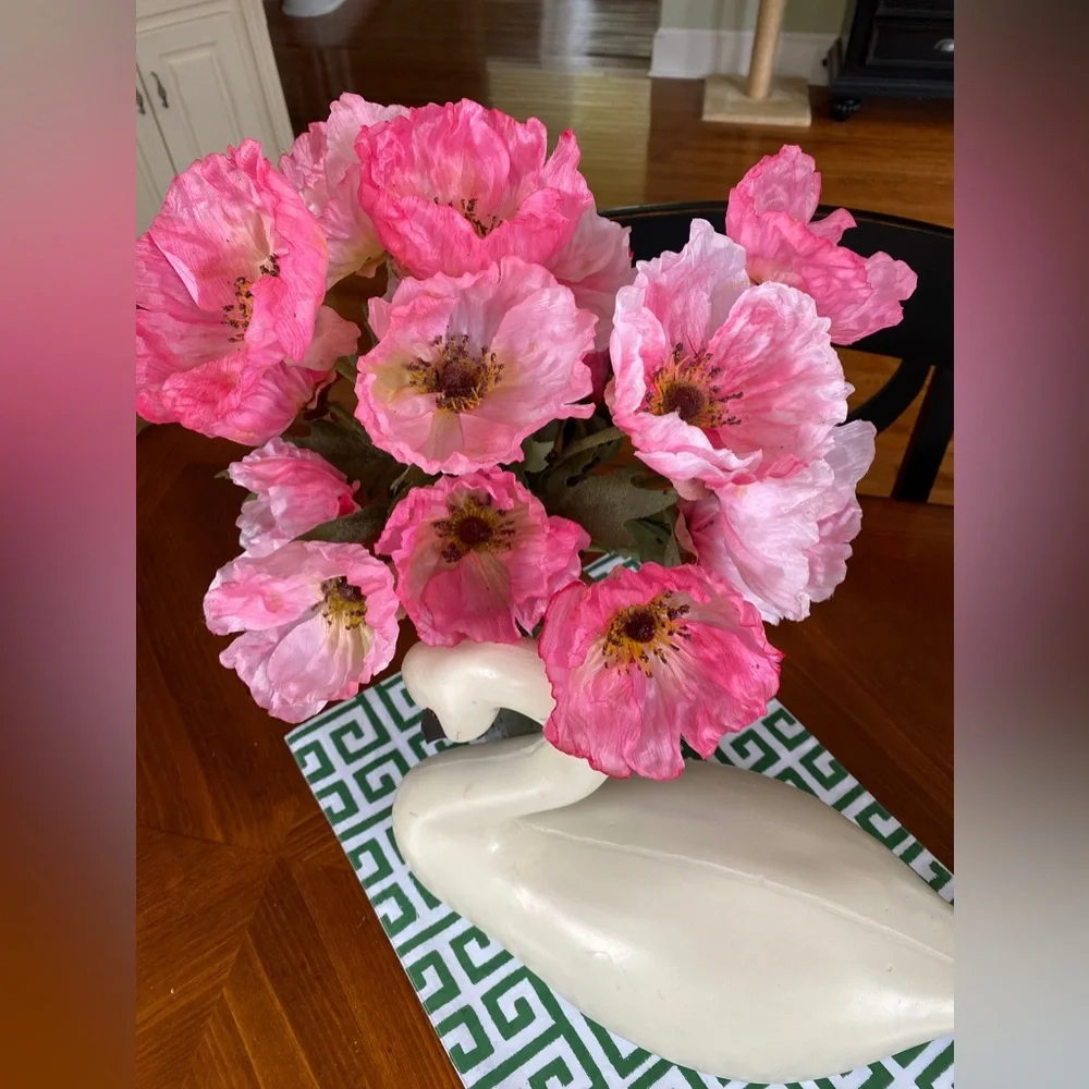 N/A glass vase