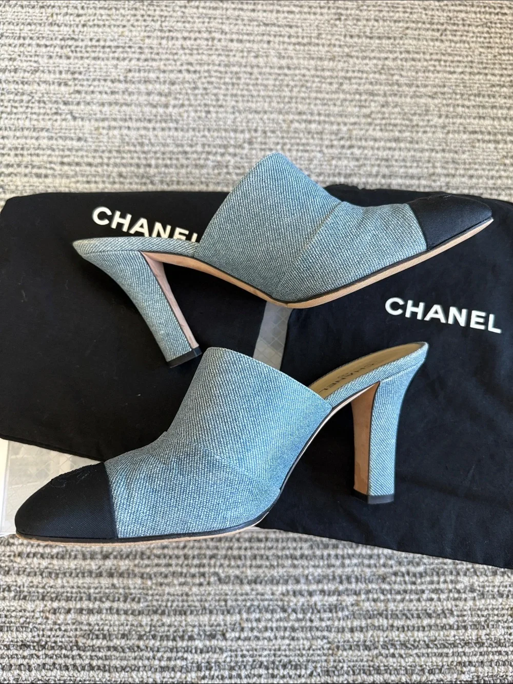 CHANEL slip mules