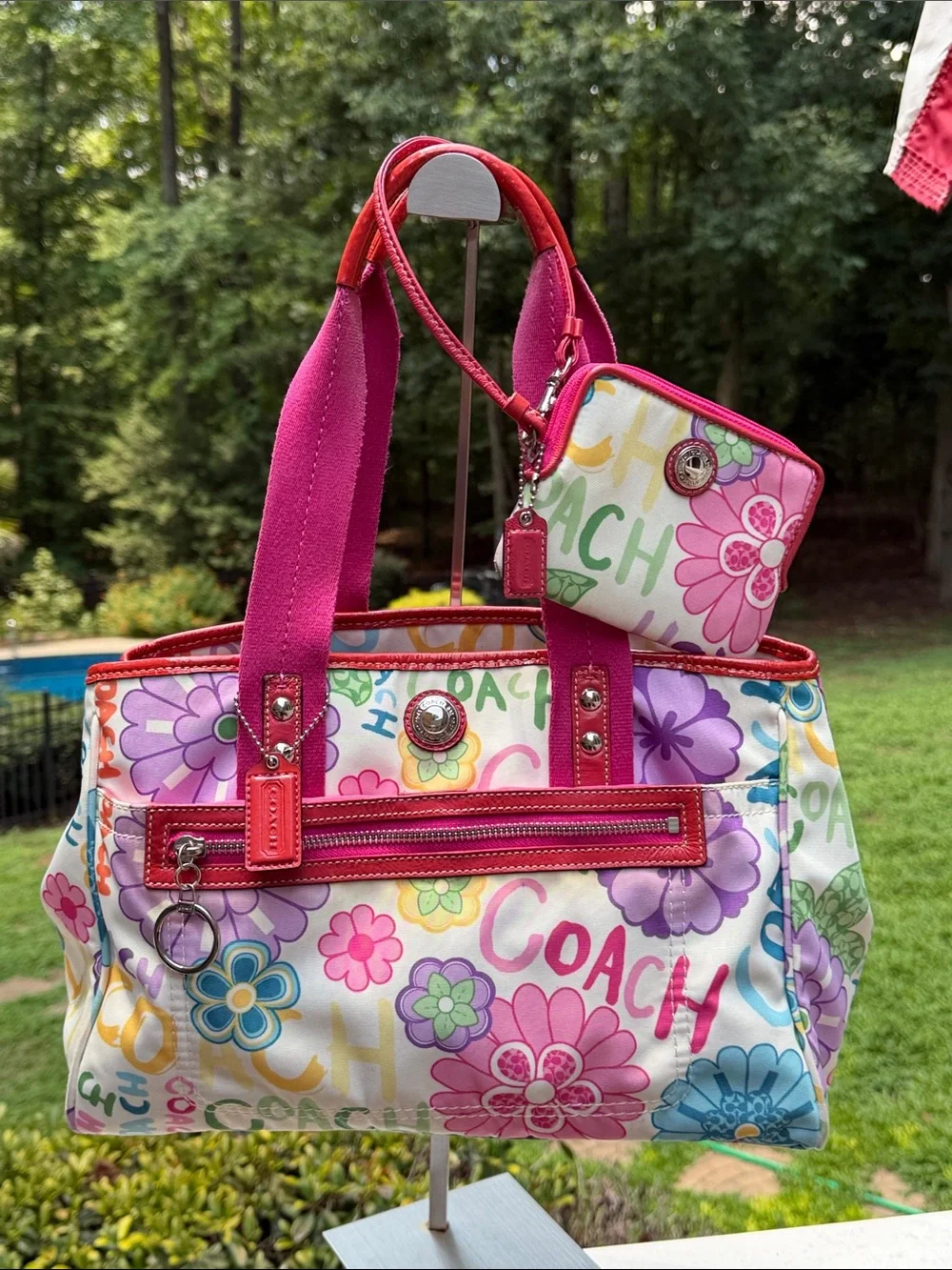 Coach callout small