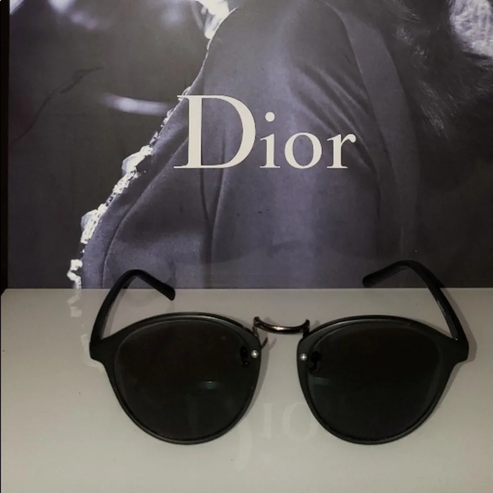 Chll‎ Eyebuydirect Sunglasses