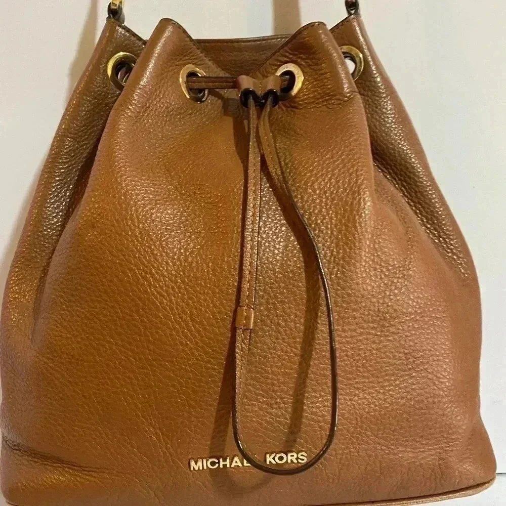 Michael kors brown leather satchel handbag