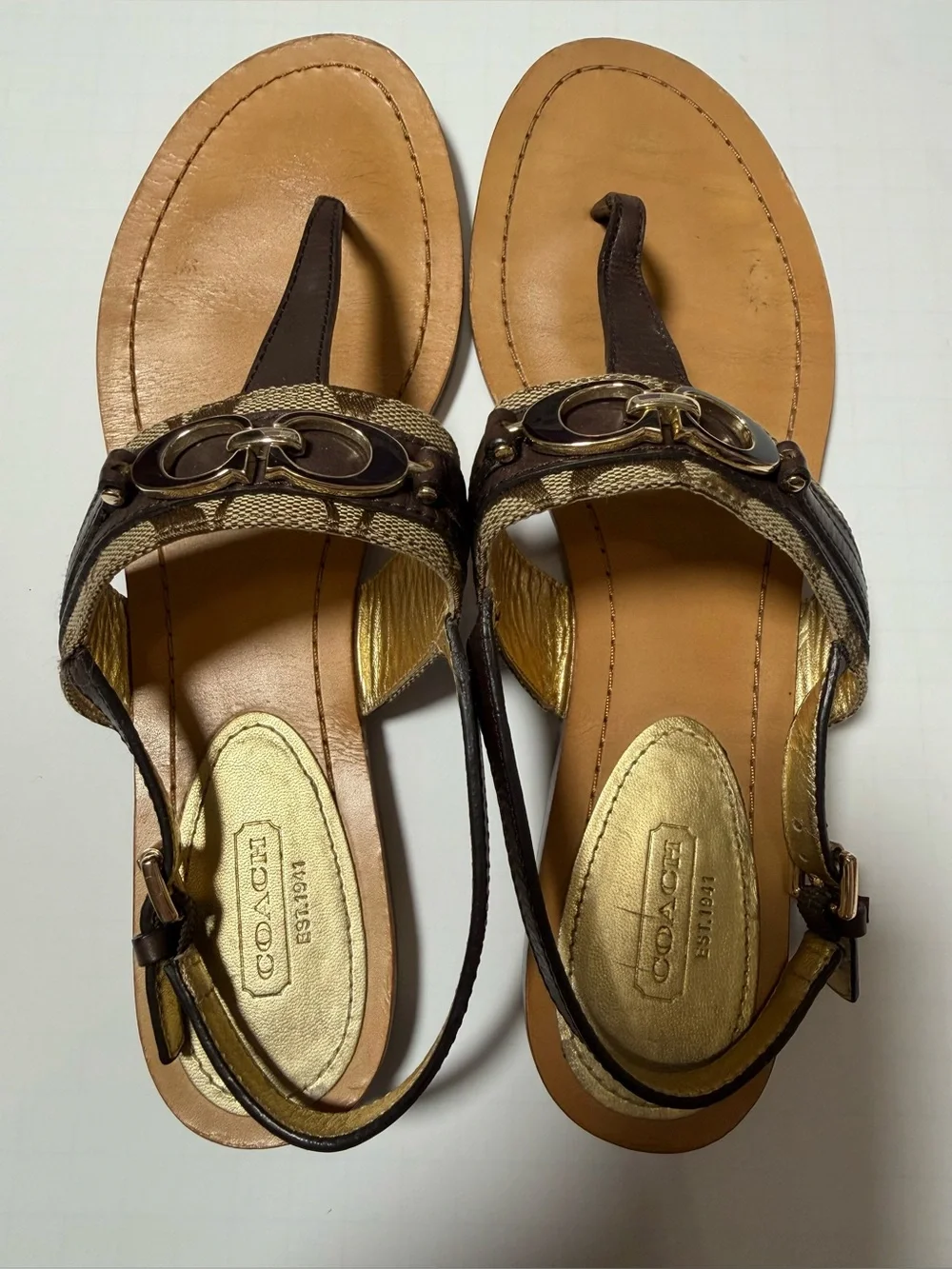 Coach classic strap