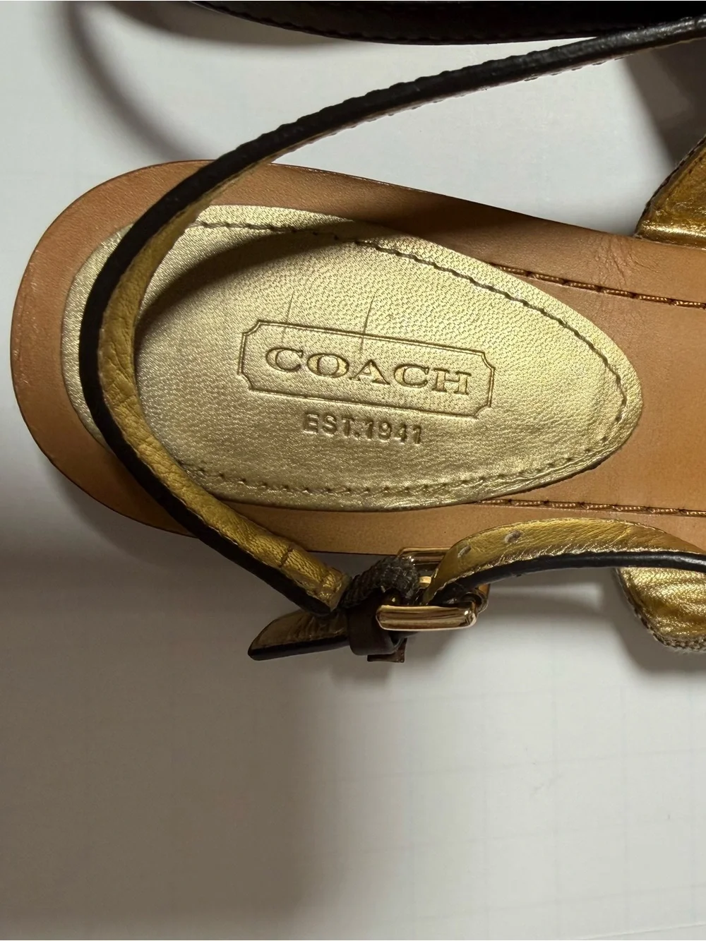 Coach classic strap