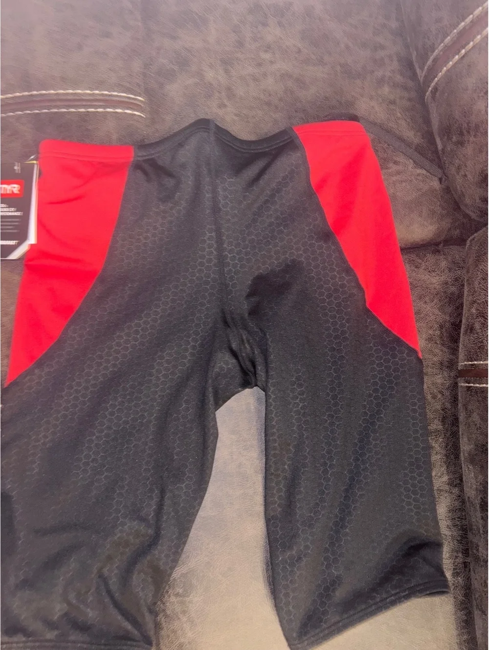 TYR hexa curve