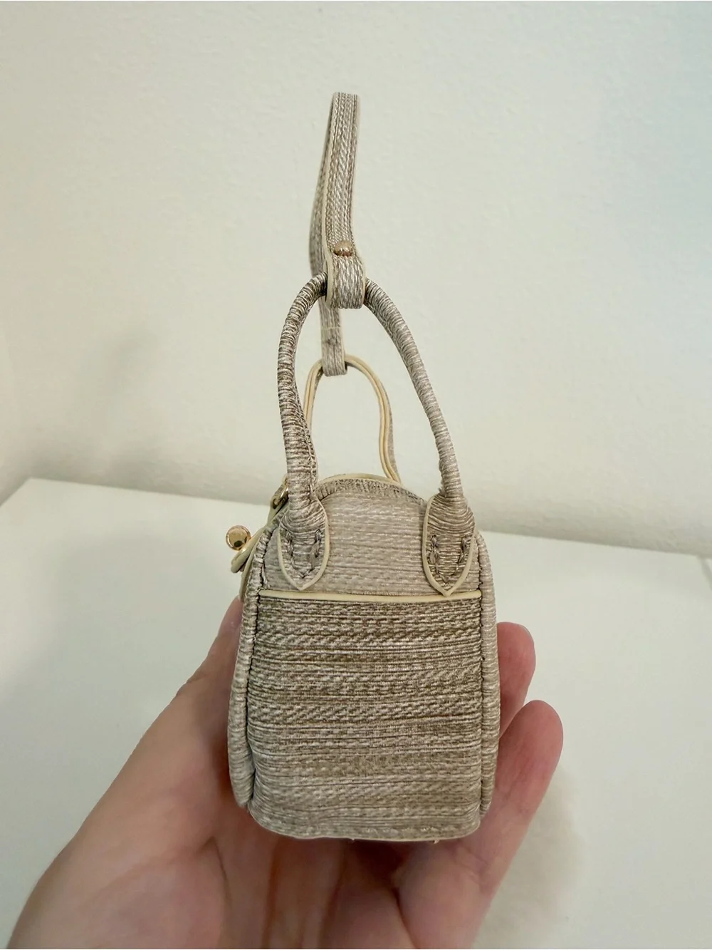 N/A mini woven