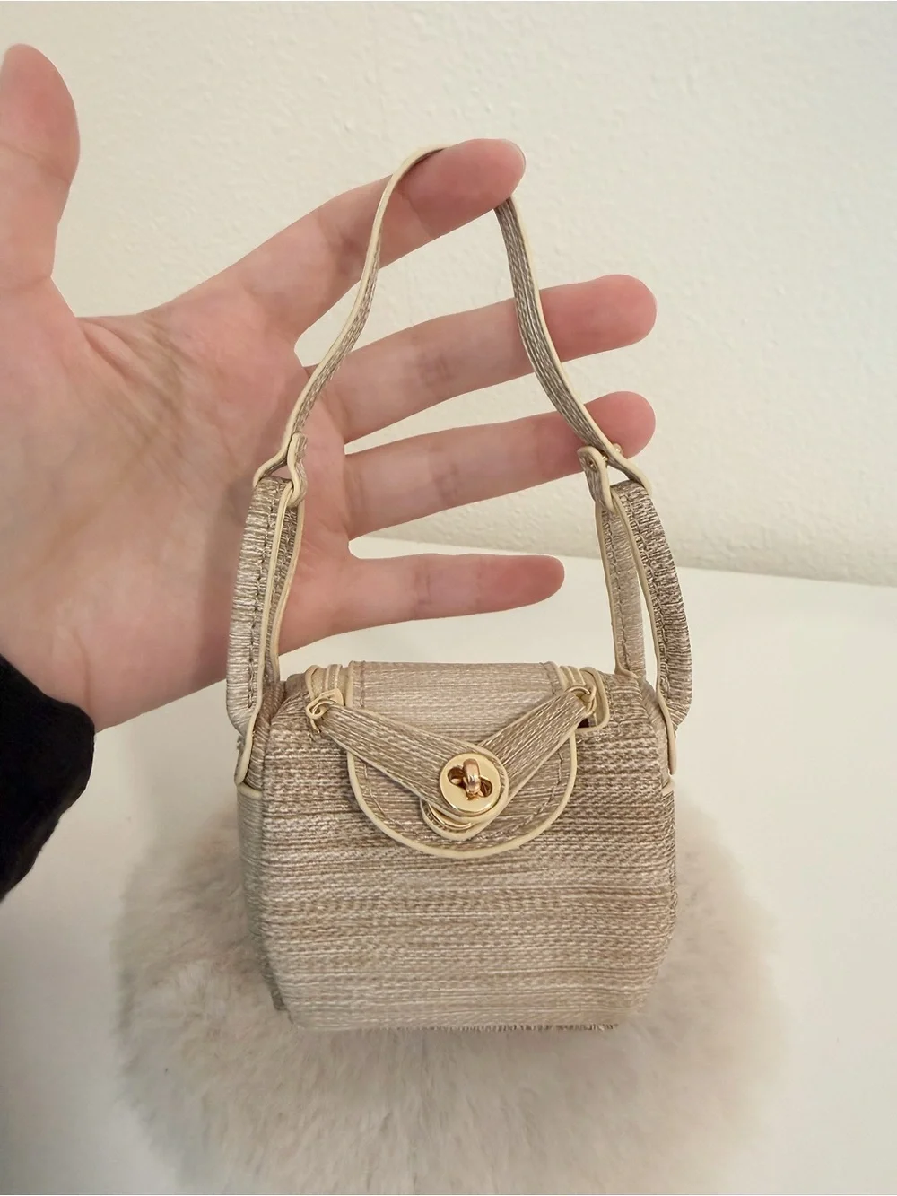 N/A mini woven