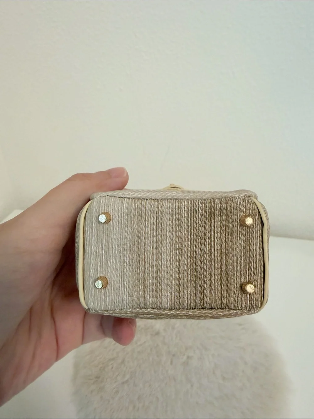 N/A mini woven