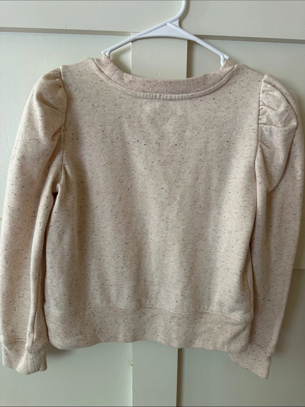 GAP cream crewneck