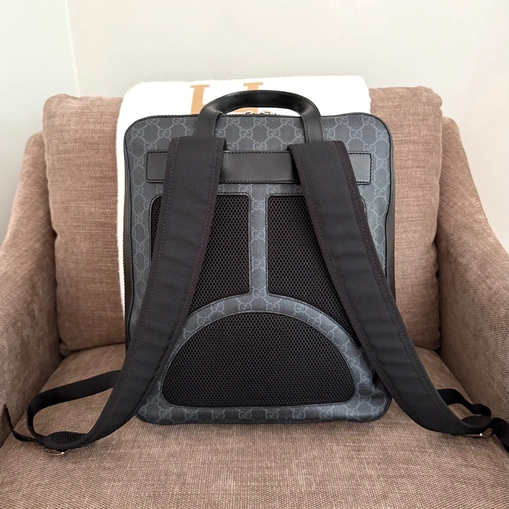 Gucci authentic gg