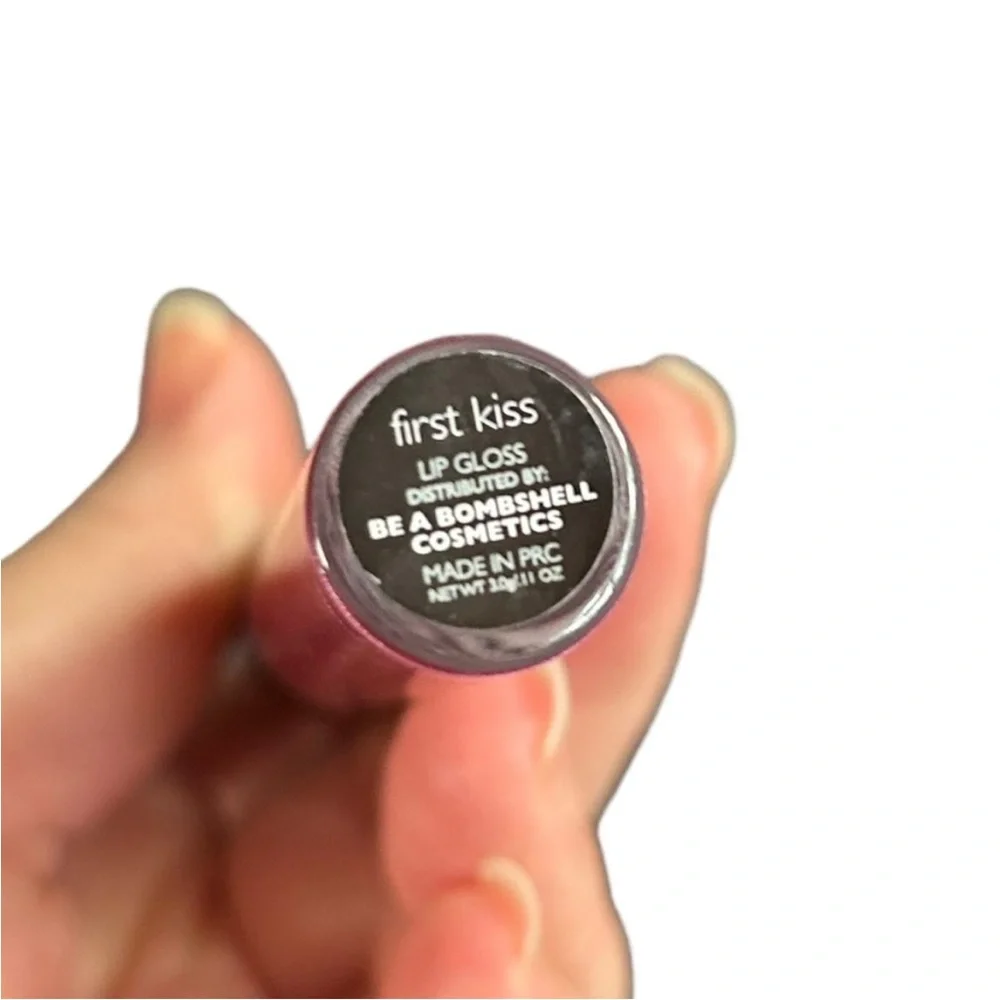 Be A Bombshell beautiful lip