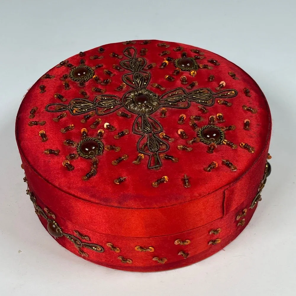 Jewelry Box Red Women Beaded Satin Round Mirror Cross 6.25 in DIA x 2.75 in H