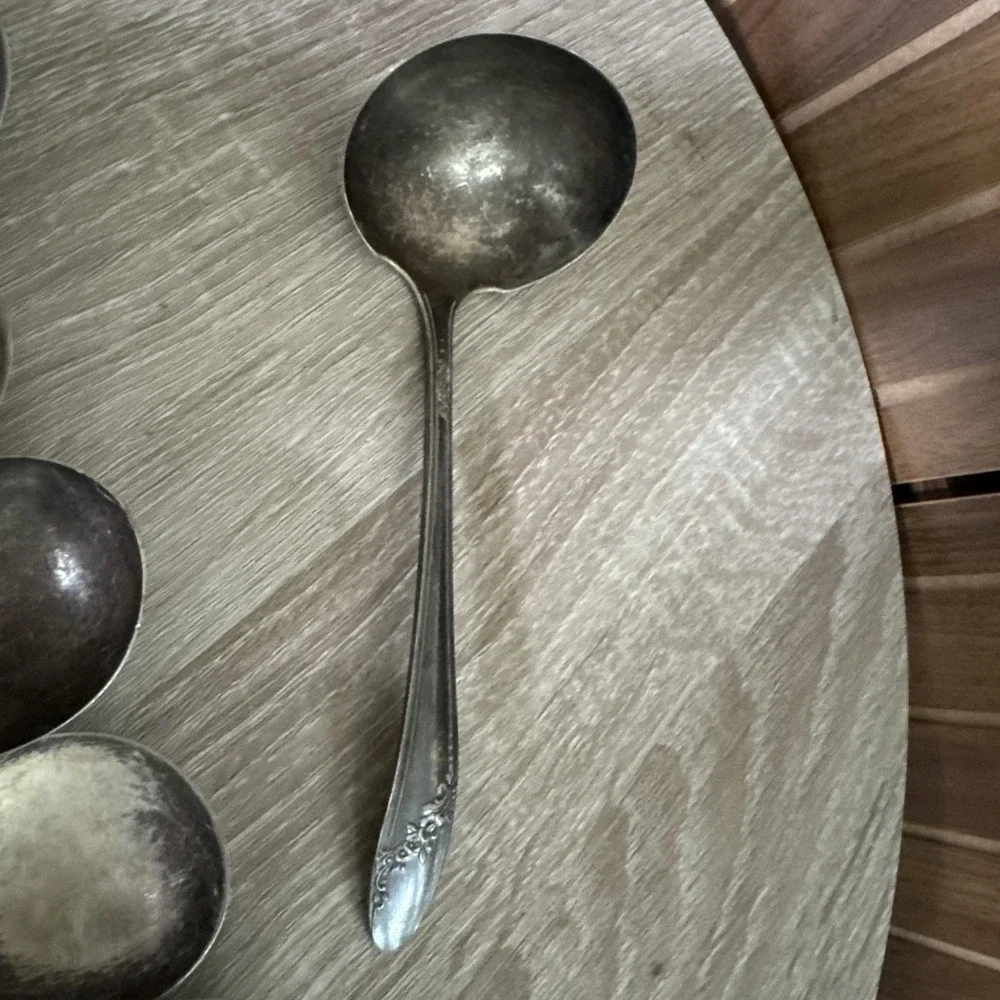 Oneida heavy tarnish