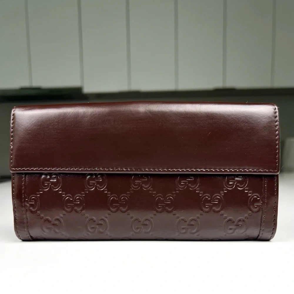 Gucci pre loved