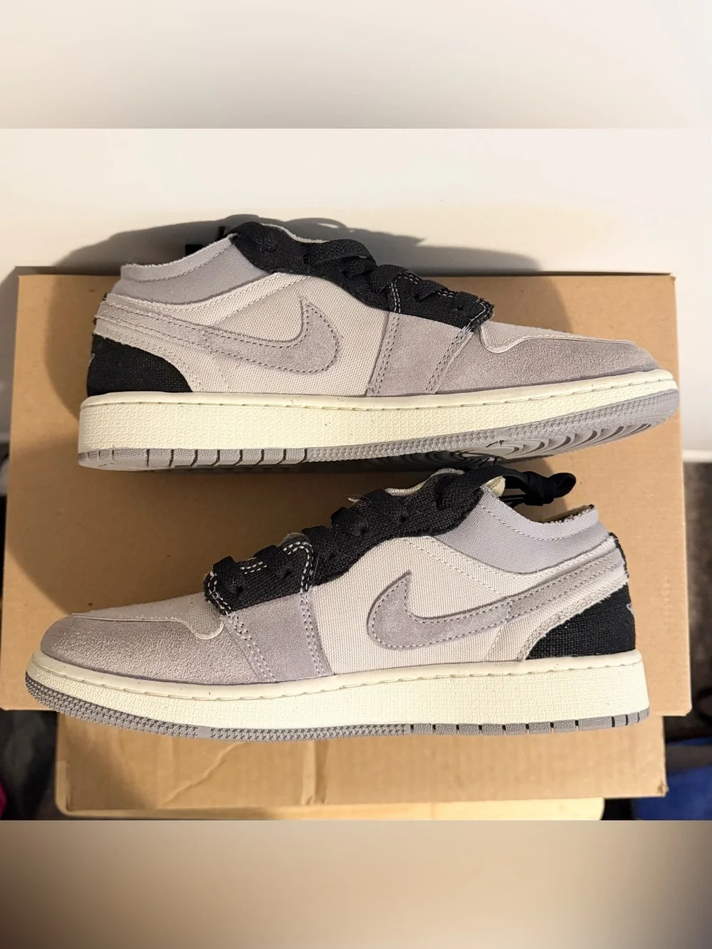 Nike classic low
