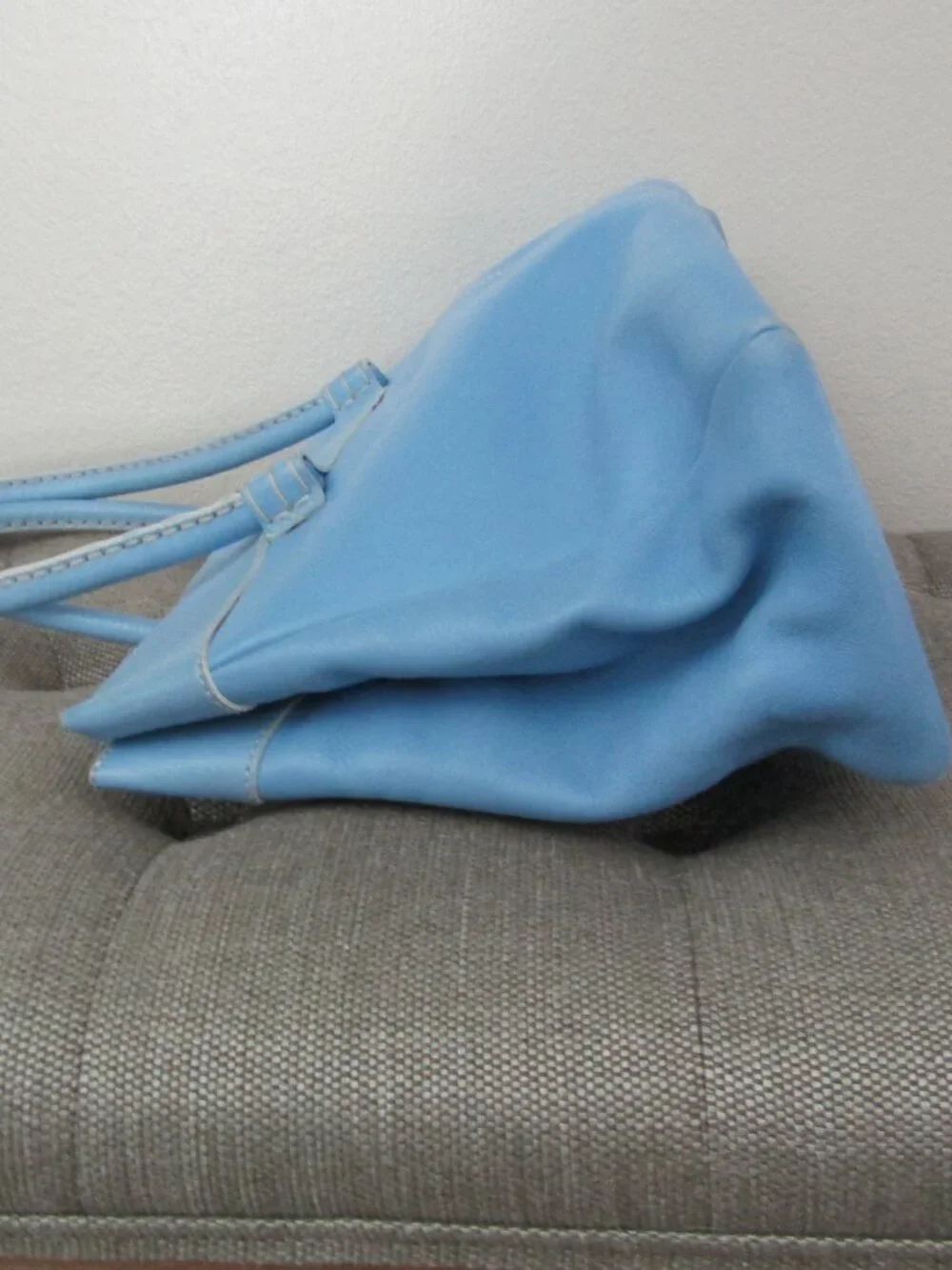 Tods structured leather