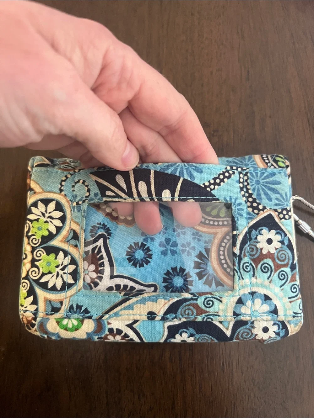 Vera Bradley silver lightweight easy