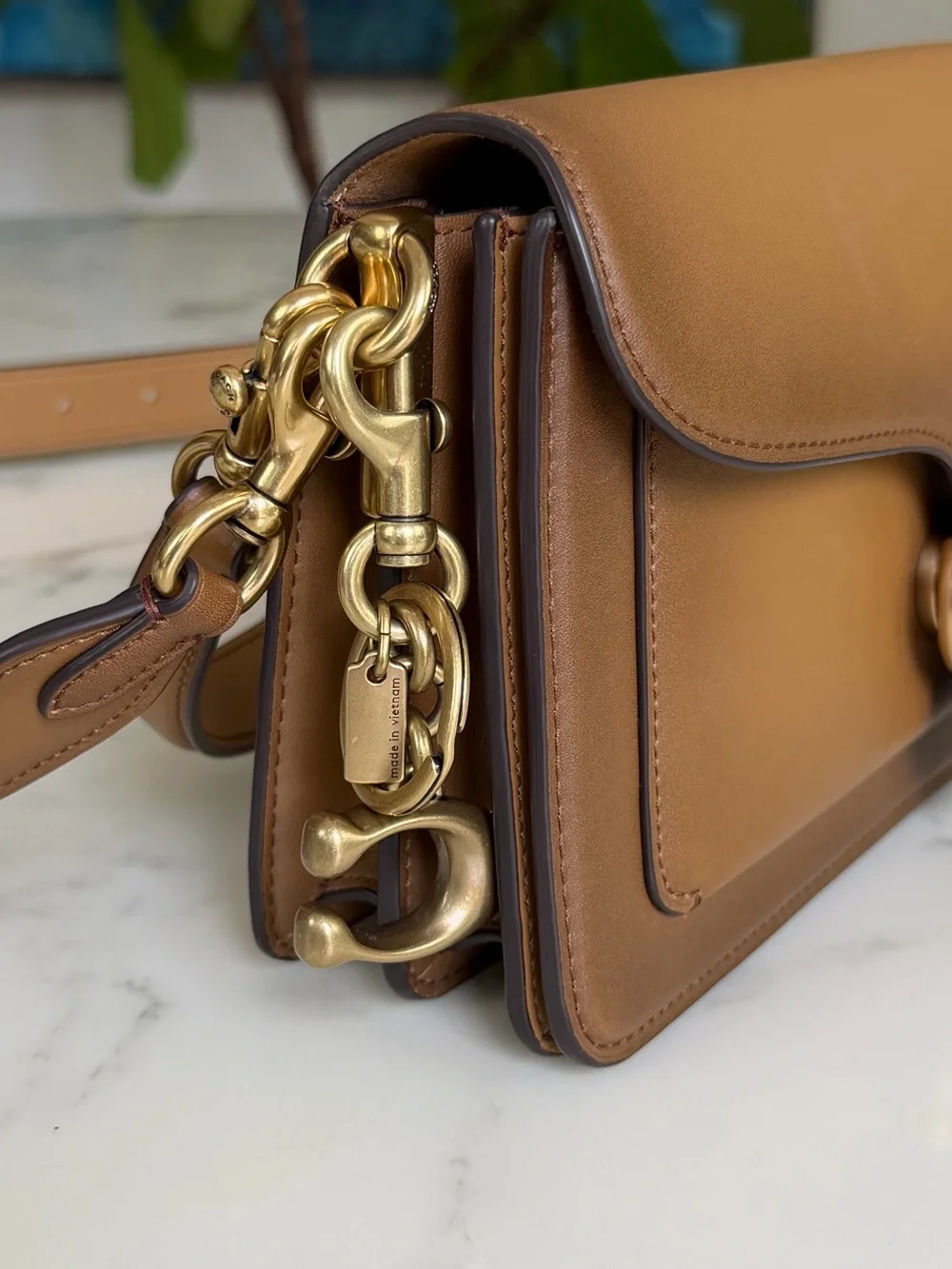 Coach Tabby Shoulder Bag 26 Honey Brown Leather Brass CCC02 & Signature Charm