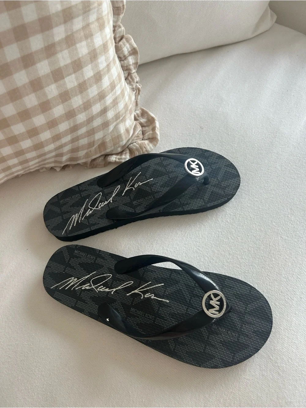 Michael Kors never worn