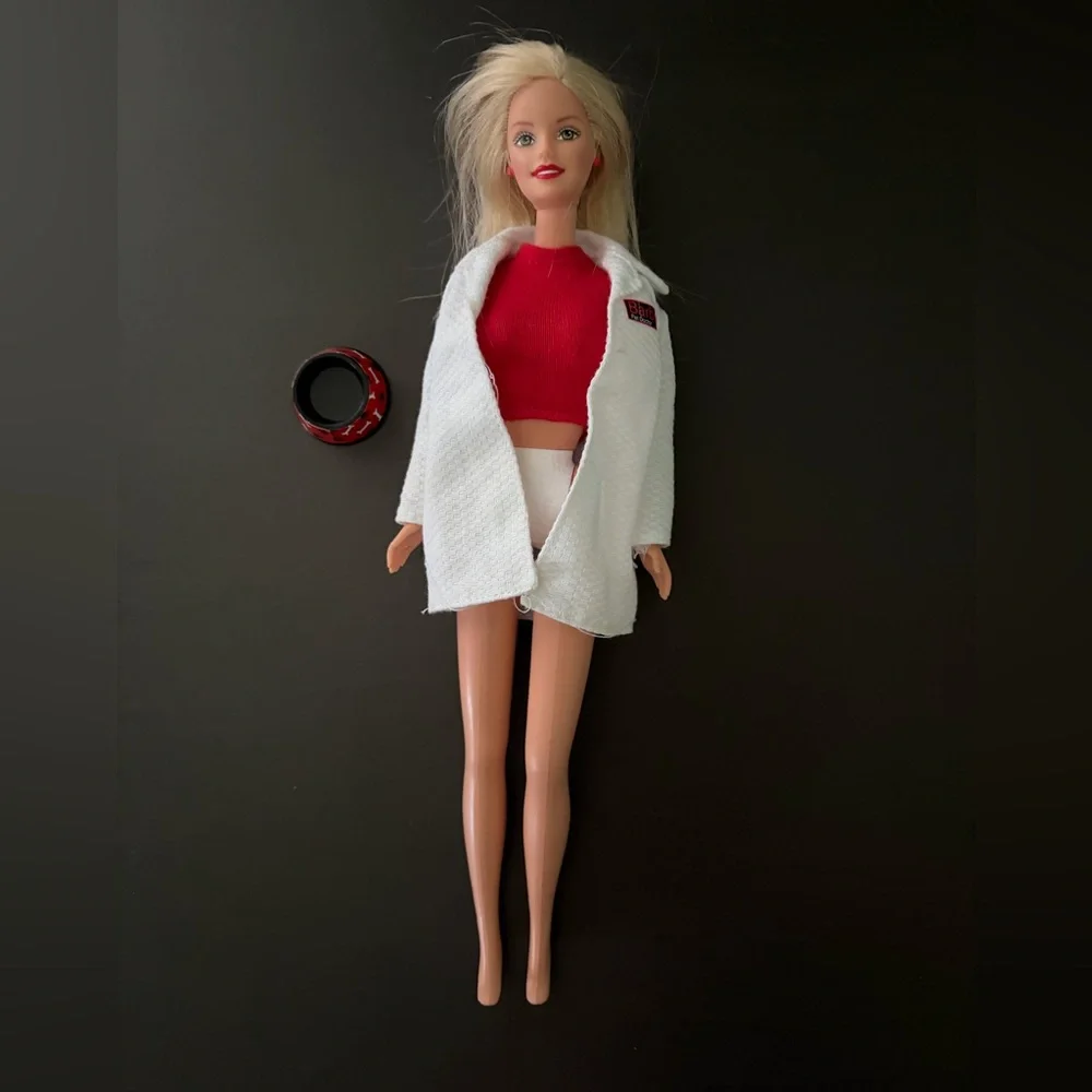 Vintage 2000 Mattel Barbie Pet Doctor Doll and Clothing - Incomplete