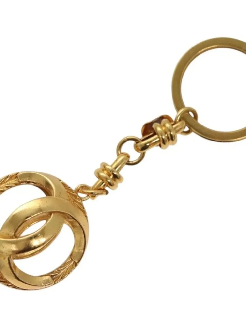 CHANEL brand	chanel color	gold
