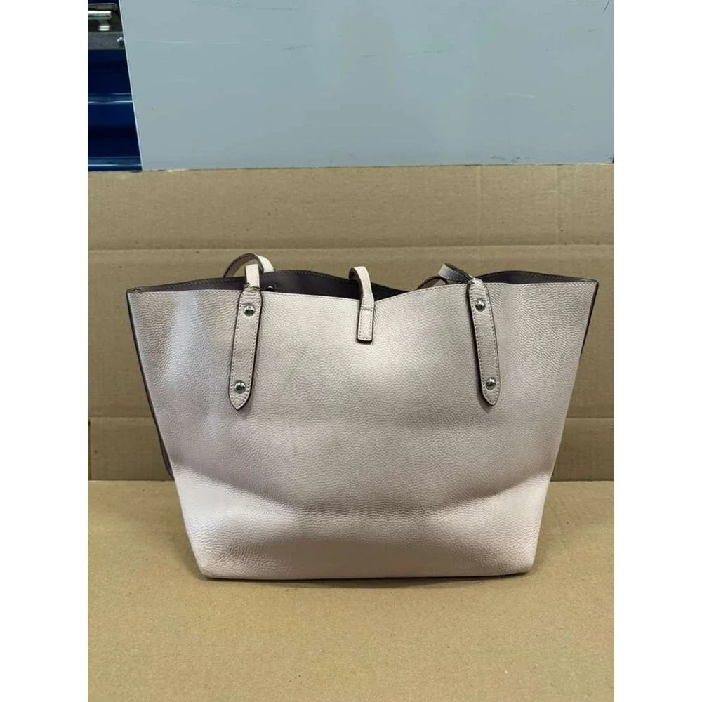 Coach fading leather base
