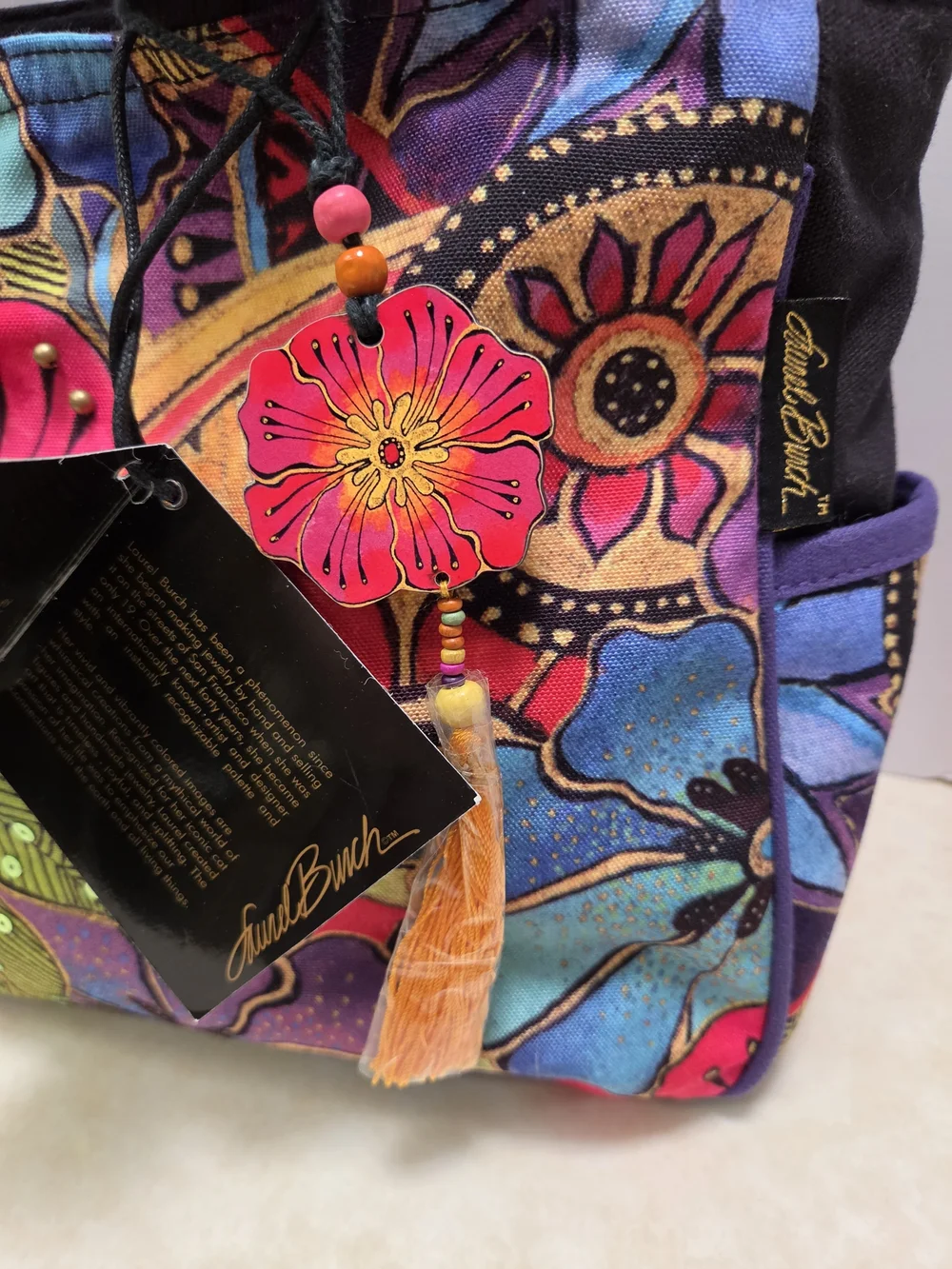 Laurel Burch nwt laurel