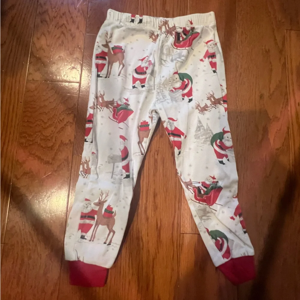 Pottery Barn Kids festive sleeve