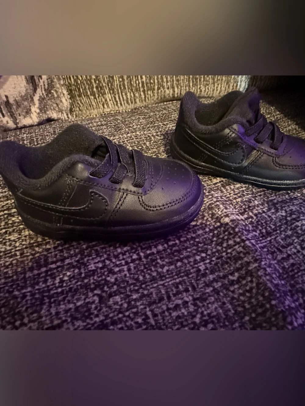 Nike classic black