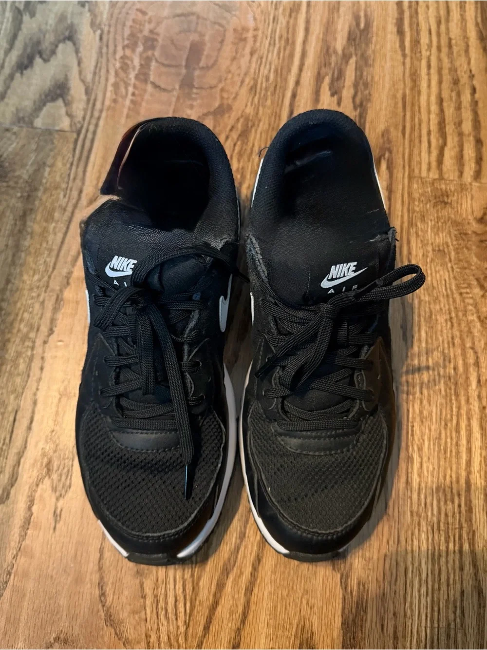 Nike sporty sneakers