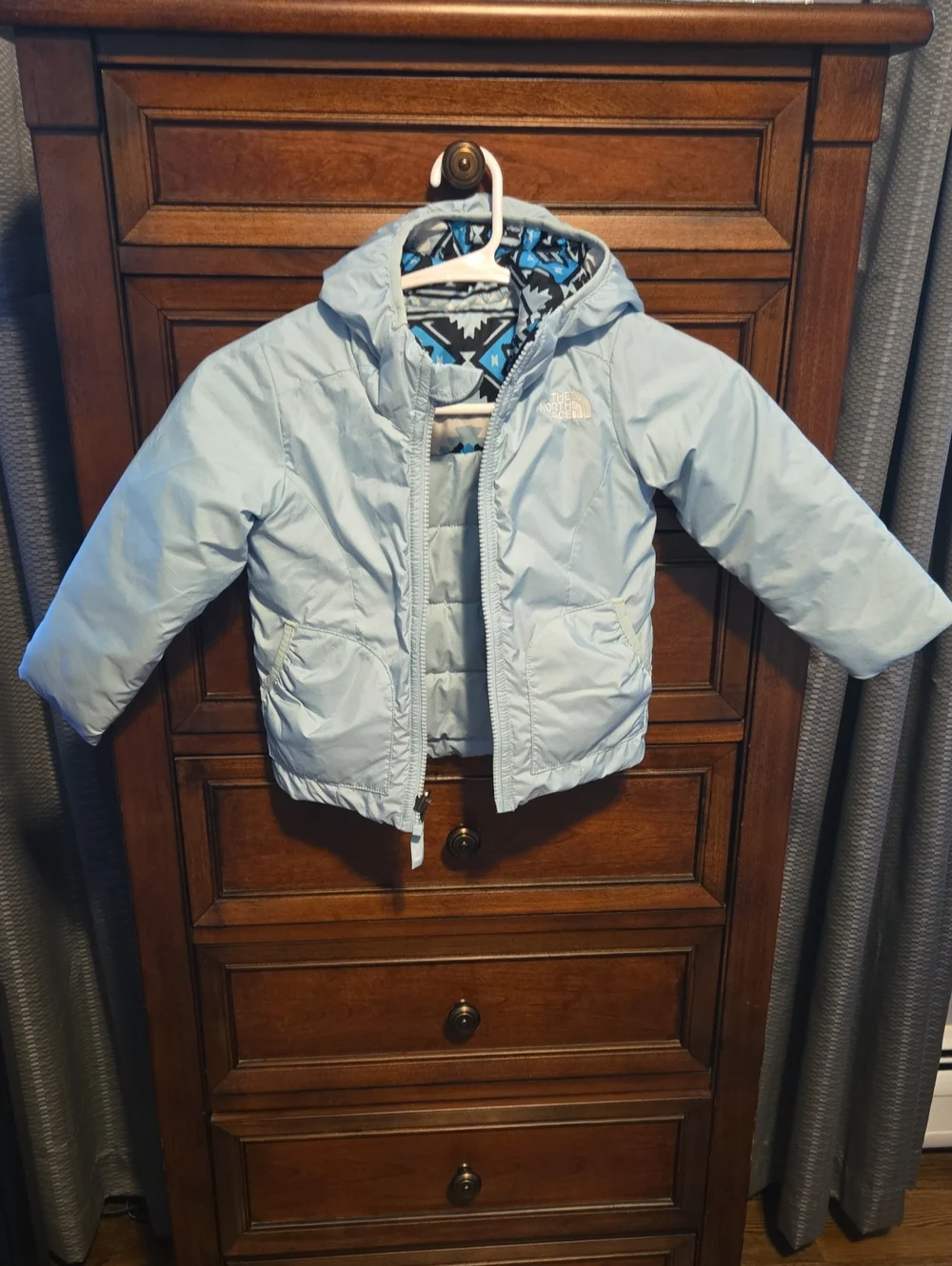 The North Face Light Blue Kids Hooded Puffer Jacket
