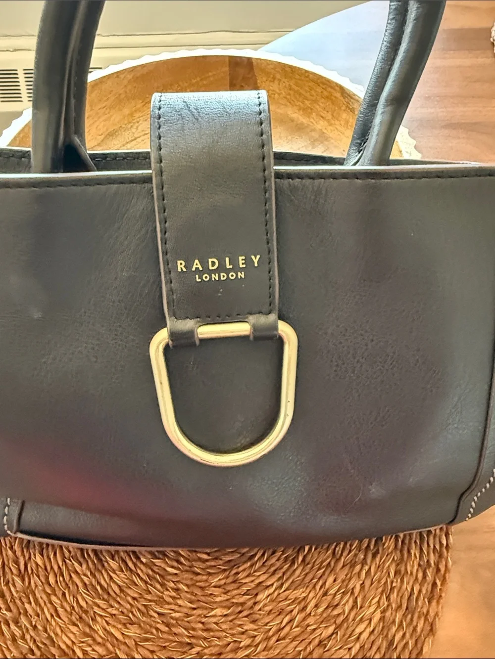 RADLEY LONDON structured buckle