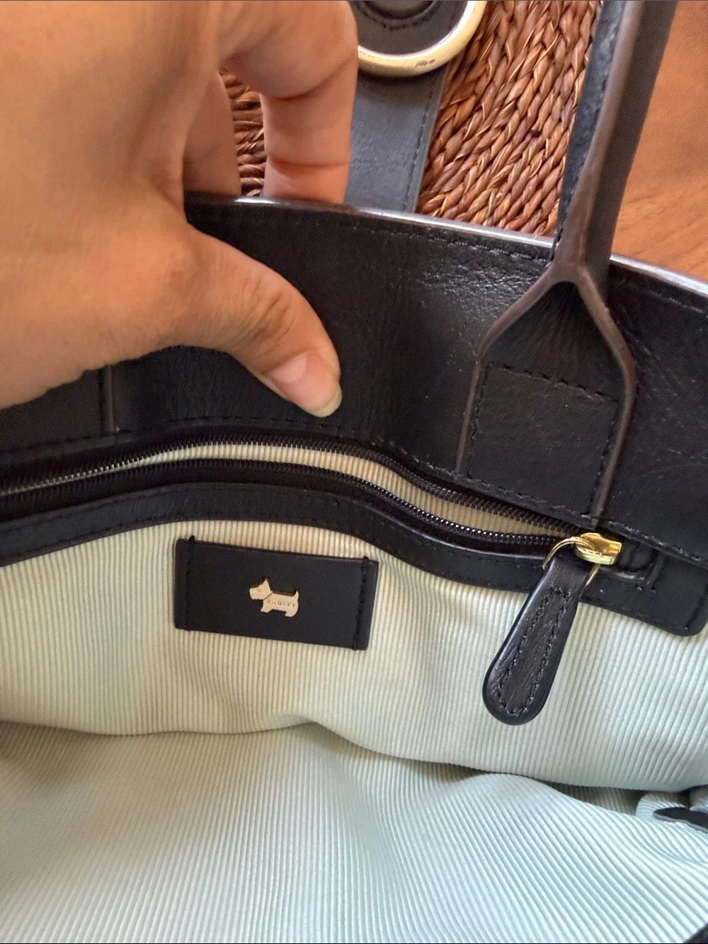 RADLEY LONDON gold black tone