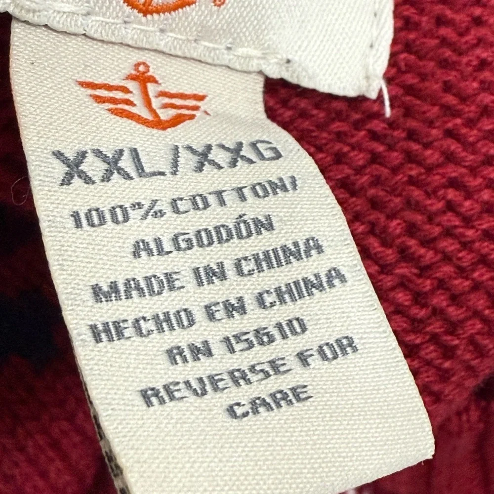 Dockers vibrant red