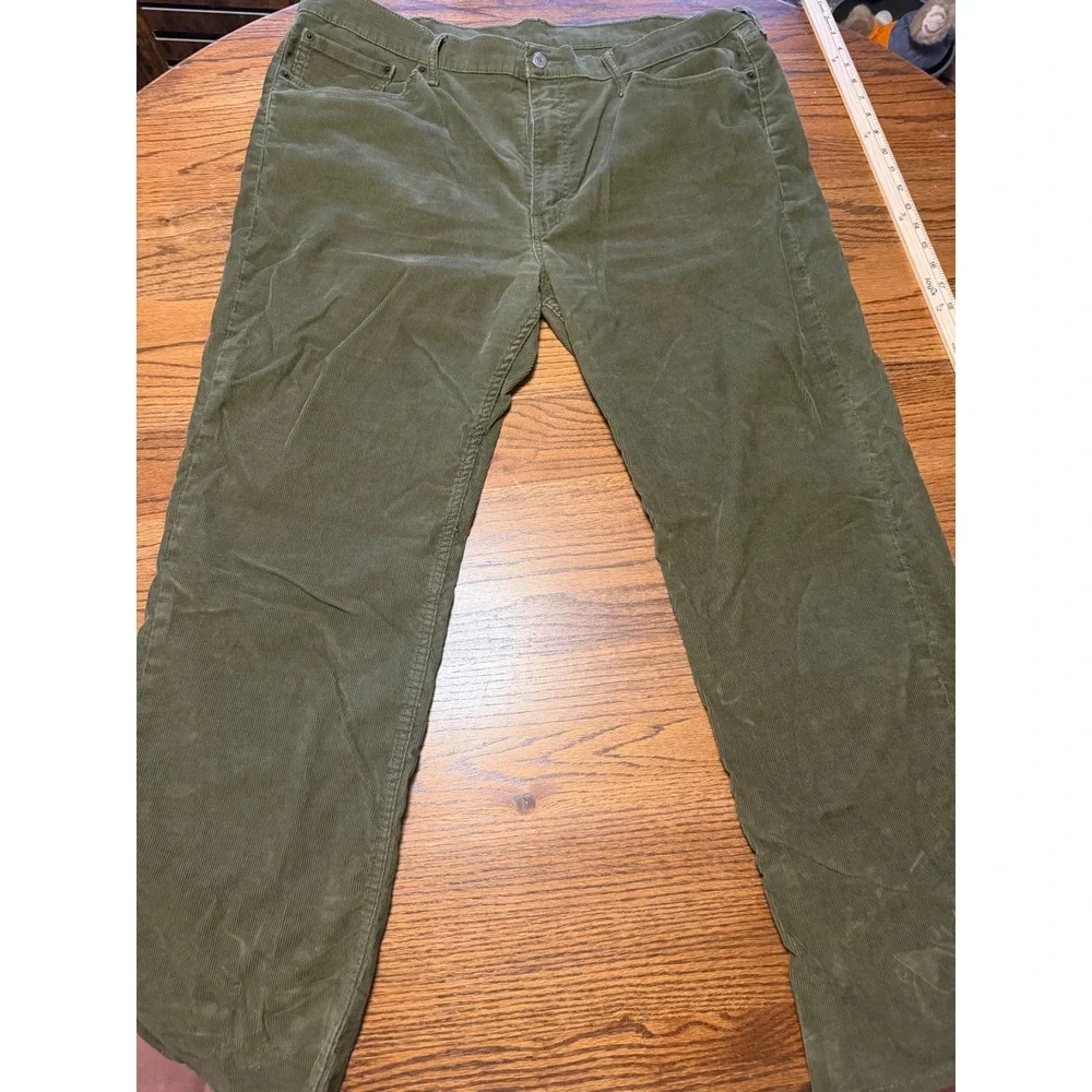 Levis 514 Straight Fit Corduroy Pants Mens 42x30 Olive Green 00514-0953