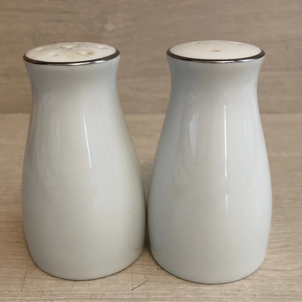 Noritake 3” tall