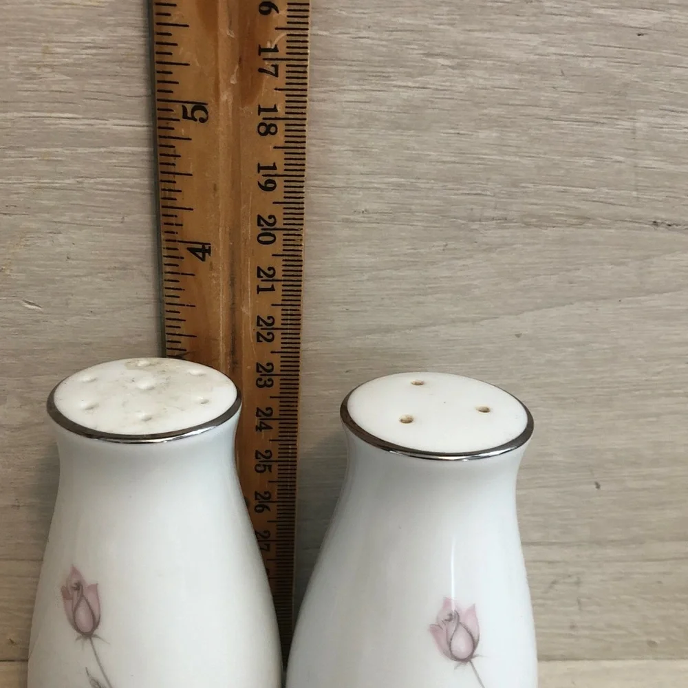 Noritake 3” tall