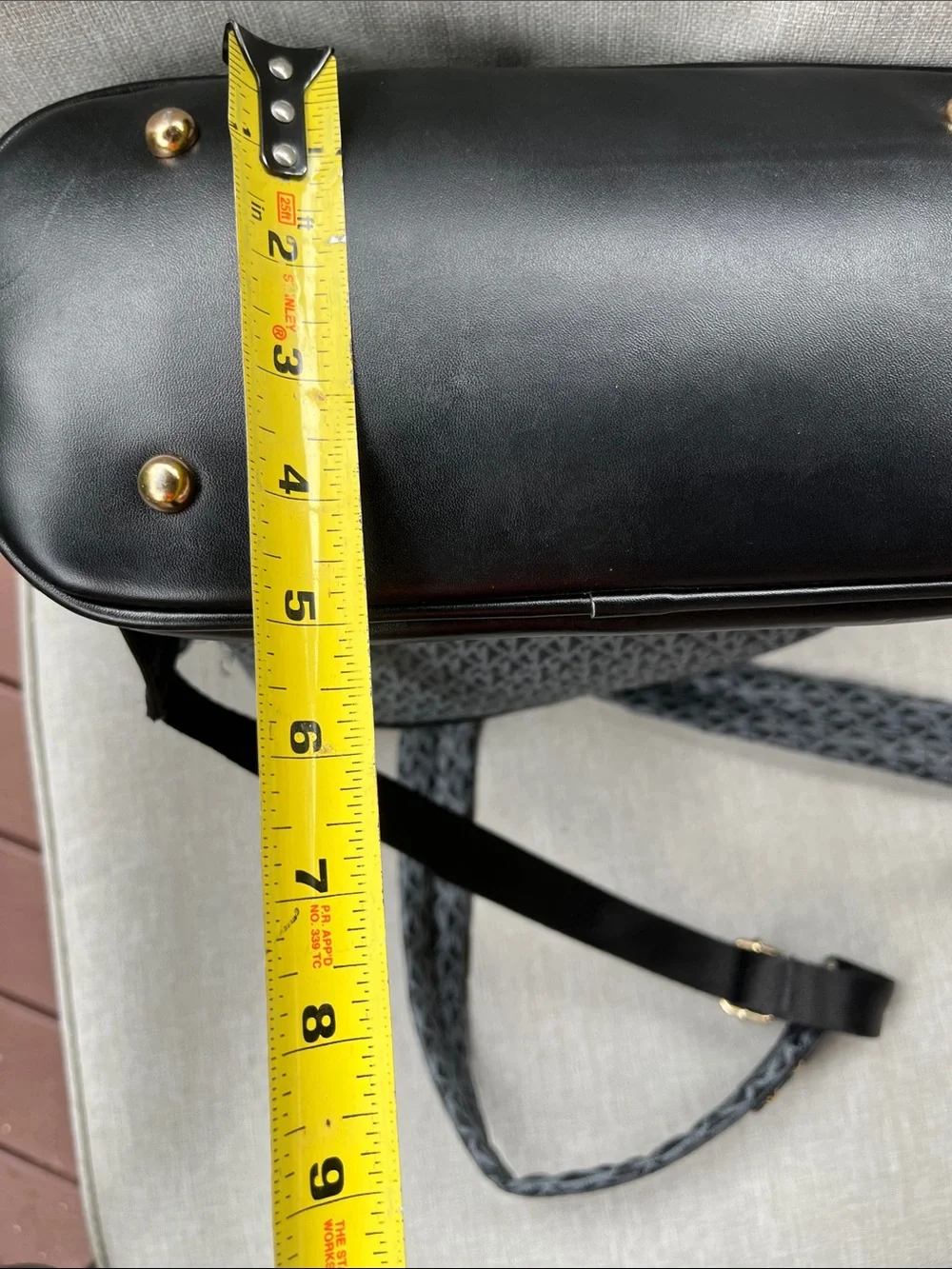 N/A details features