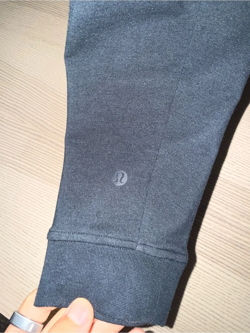 lululemon athletica lightweight zip