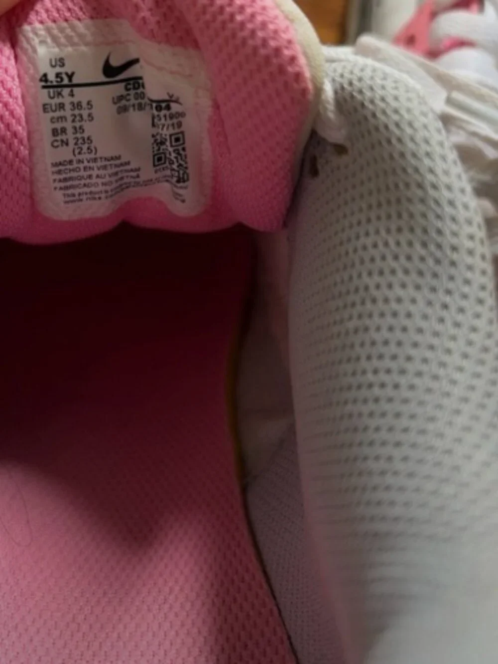 Nike 90 wear