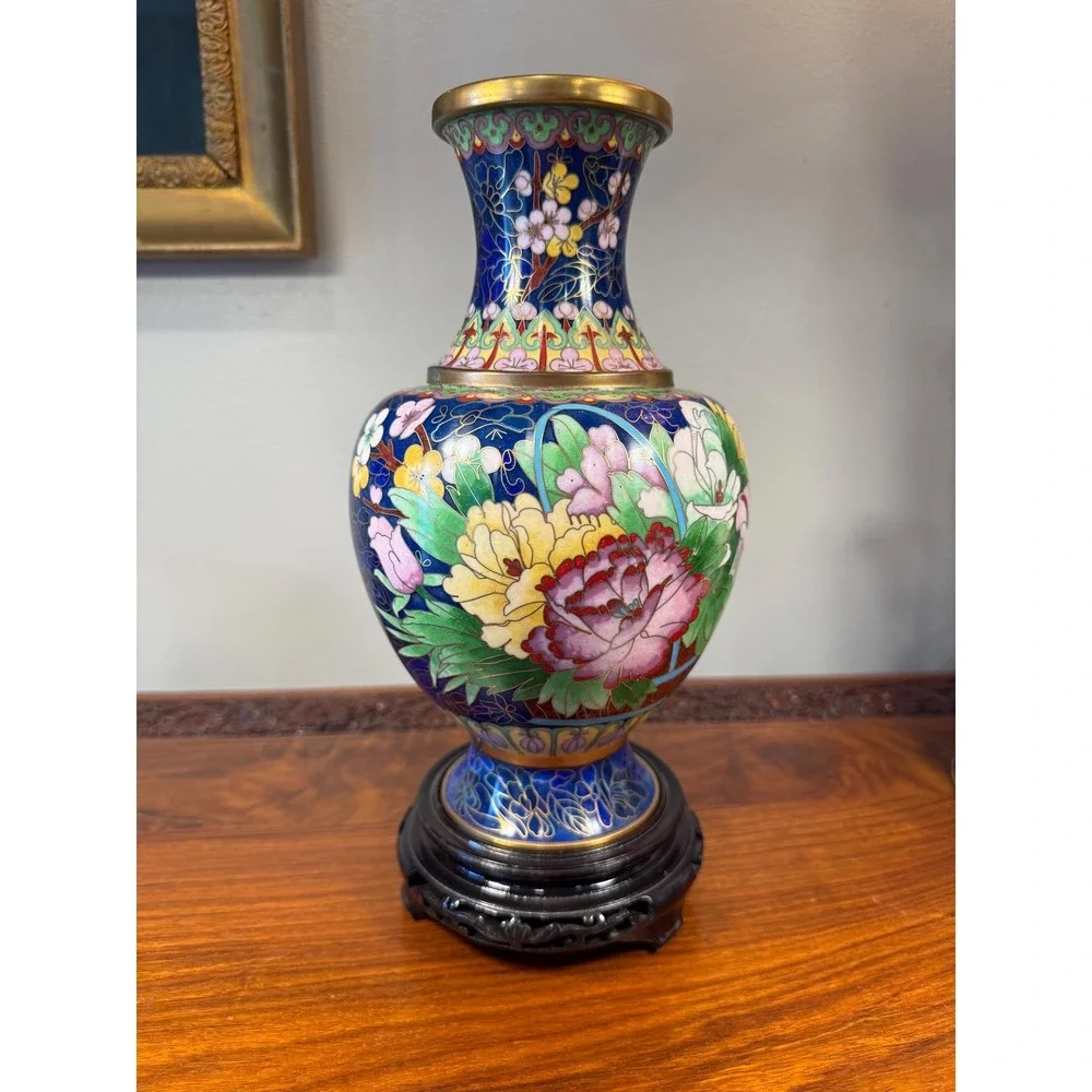 The Unbranded Brand vintage chinese