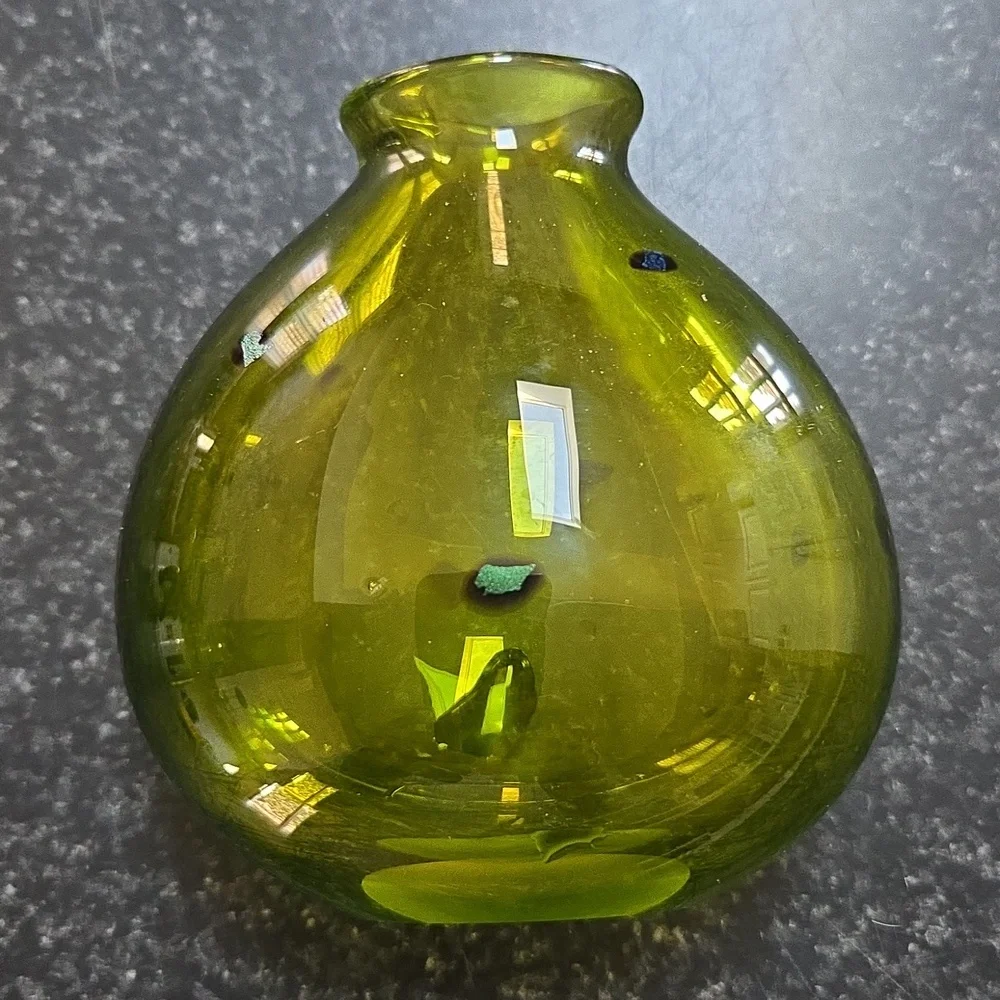 N/A elegant green