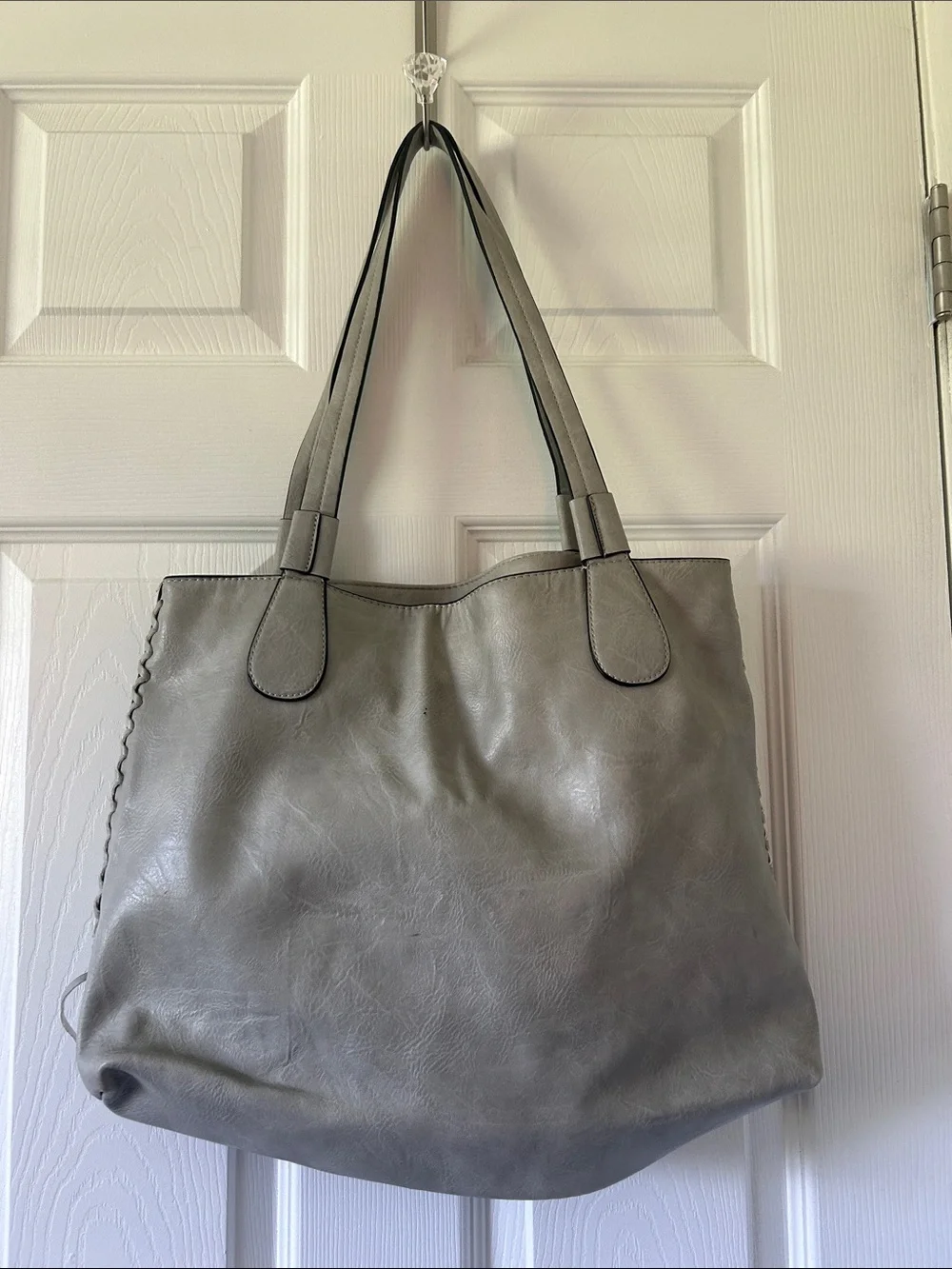 N/A spacious gray