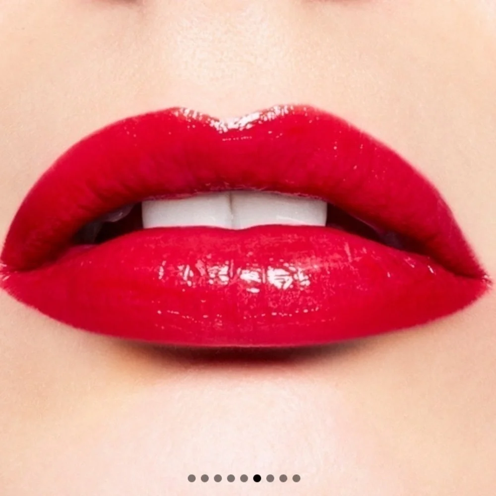 MAC Cosmetics captivate lip