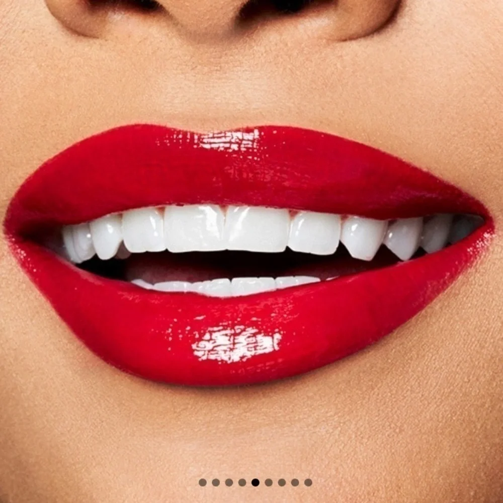 MAC Cosmetics captivate lip