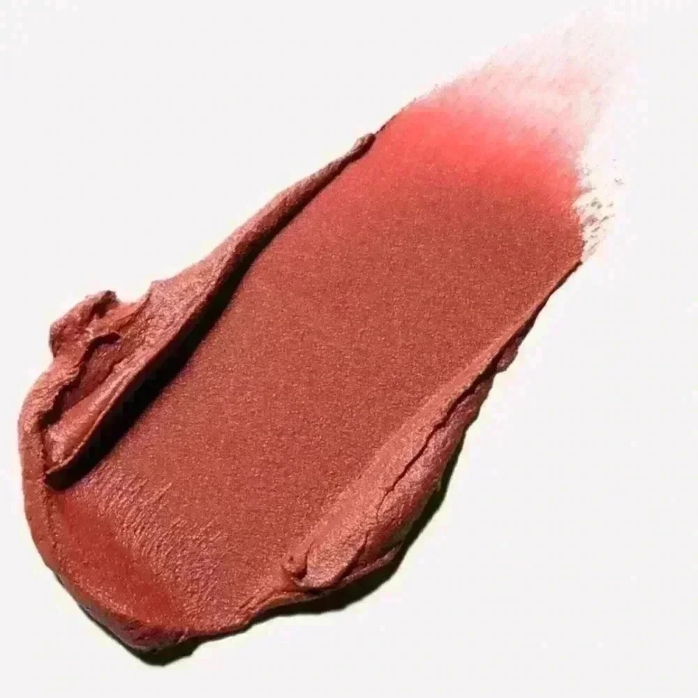 MAC Cosmetics free moisture