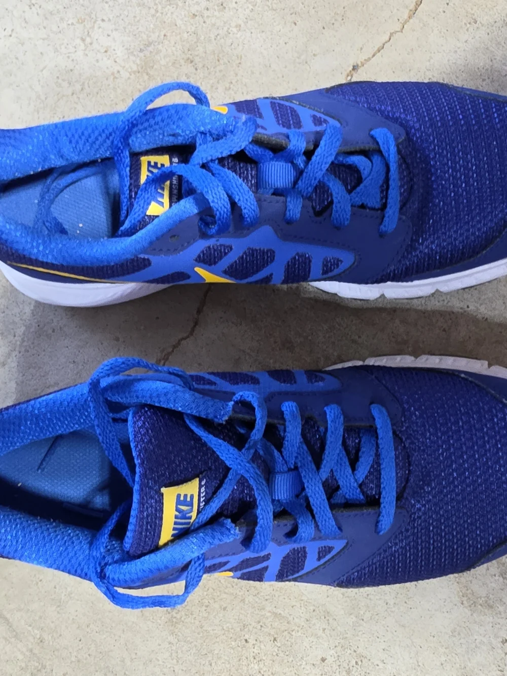 Nike lightweight trainers