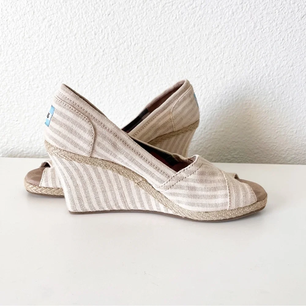 Toms Lina Wedges Beige Stripe Canvas Open Toe Size 7