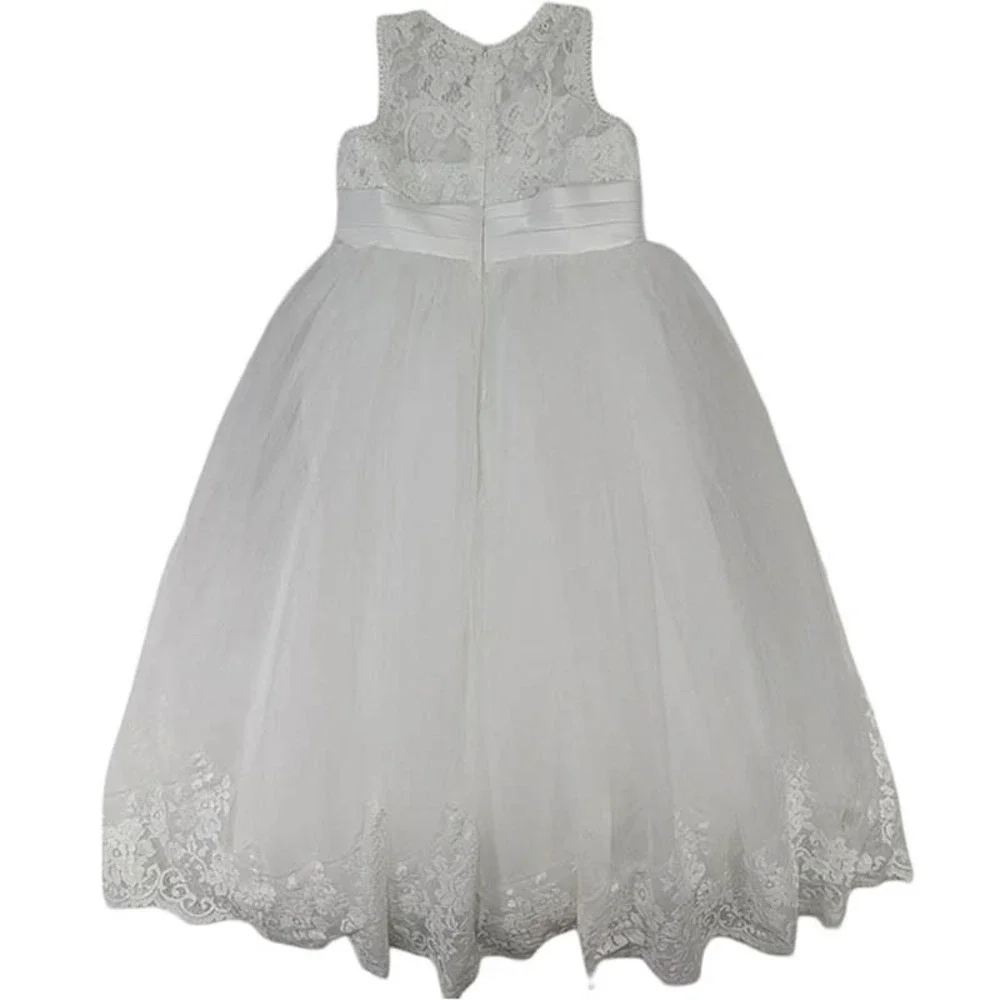 The Unbranded Brand flower girl